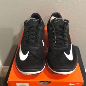 Nike FS Lite Run 4